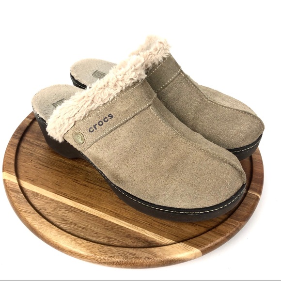 CROCS Shoes - 🎂Crocs Beige Suede Leather Mules Size 9 W